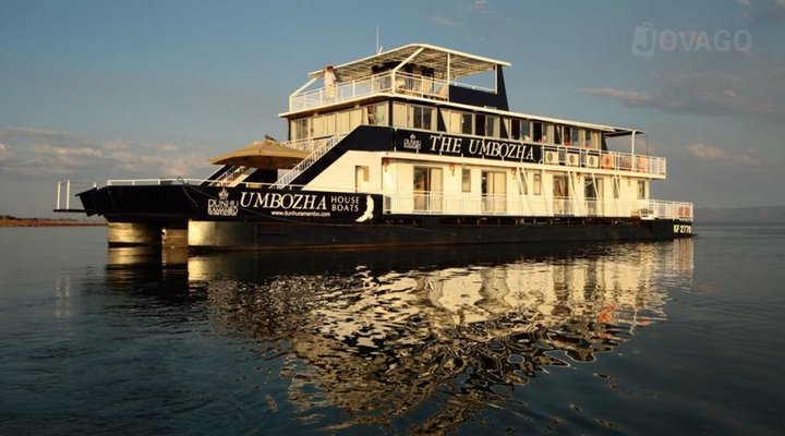 Umbozha Houseboats