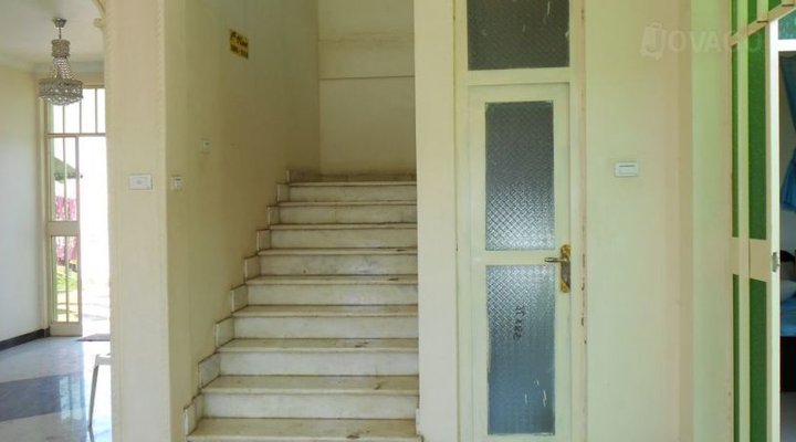 Teklay Weldu Nuguse Hotel