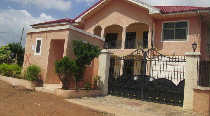 Love and Unity Guesthouse