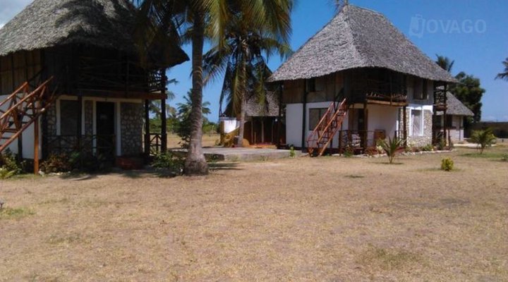 SandRocks Lodge