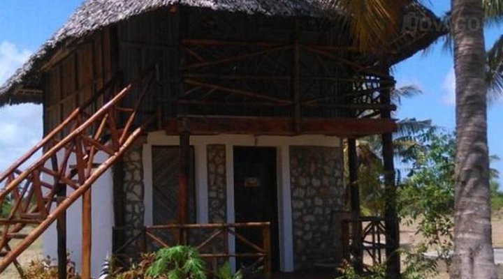 SandRocks Lodge