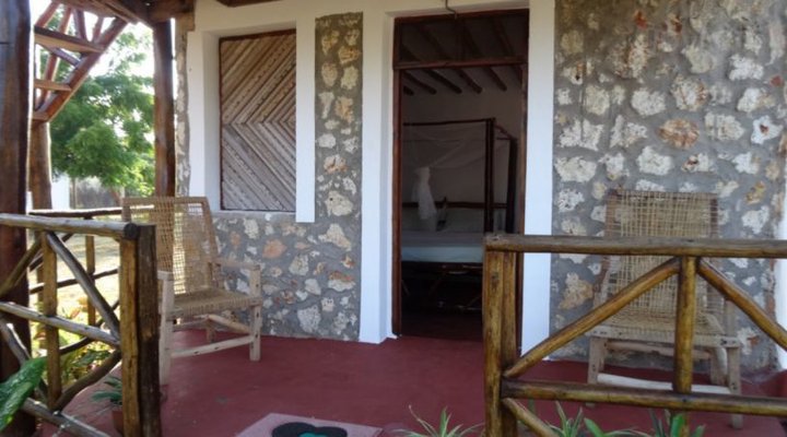 SandRocks Lodge