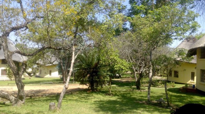 Mutirikwi Lake shore Lodges