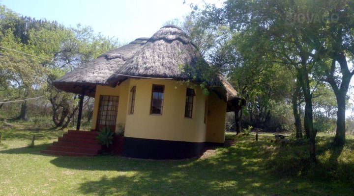 Mutirikwi Lake shore Lodges