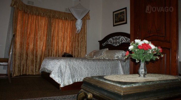 Neyac Classic Lodge and Car Hire