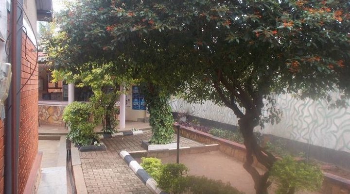 Eliana Guest House