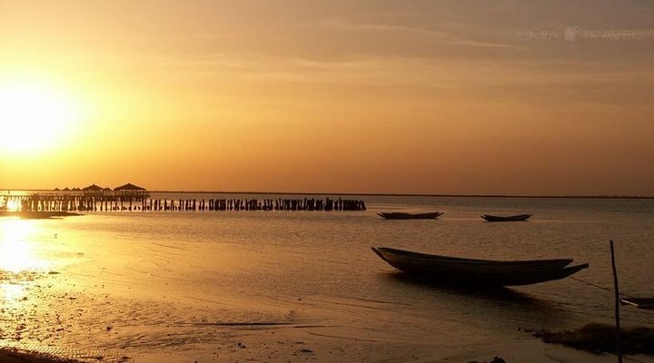 Campement Touristique Baobab sur Terre