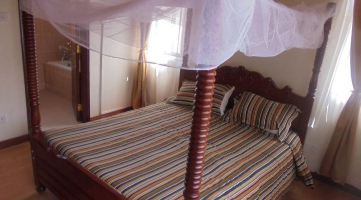 Upperhill Blueberry Hotel