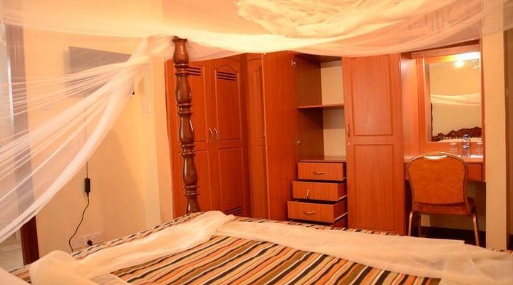 Upperhill Blueberry Hotel