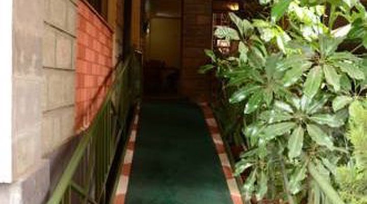 Upperhill Blueberry Hotel