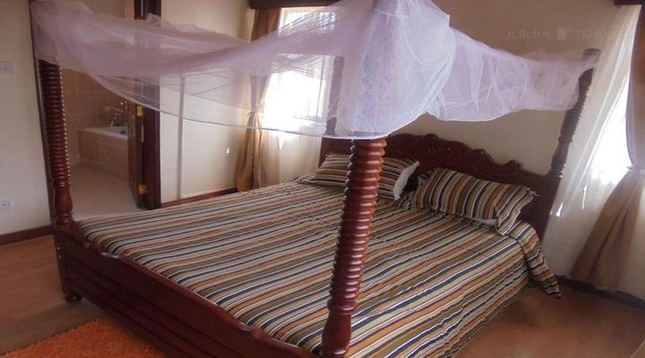 Upperhill Blueberry Hotel