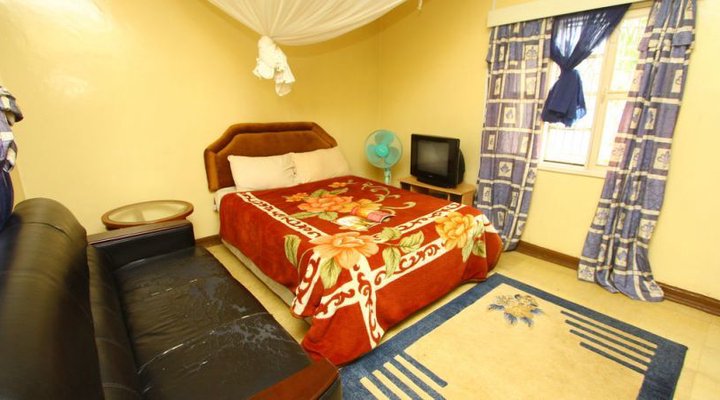 Botanics Guest House