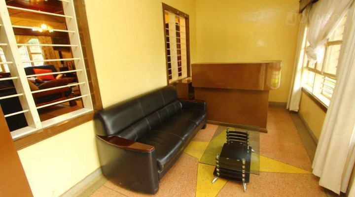 Botanics Guest House