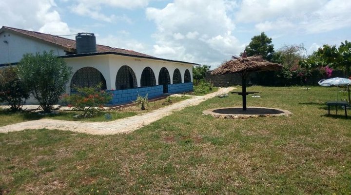 Fred Hunter Beach Villa