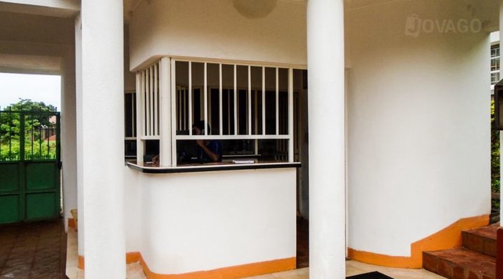 Tourists' Nest Hotel