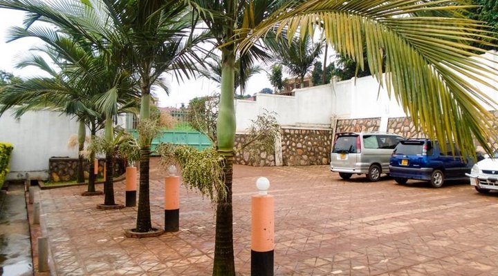 Tourists' Nest Hotel