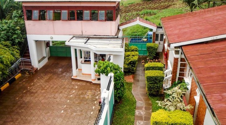 Tourists' Nest Hotel