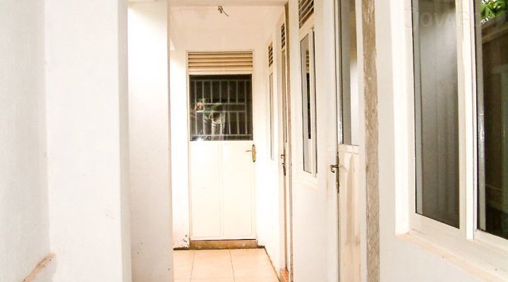 Tourists' Nest Hotel