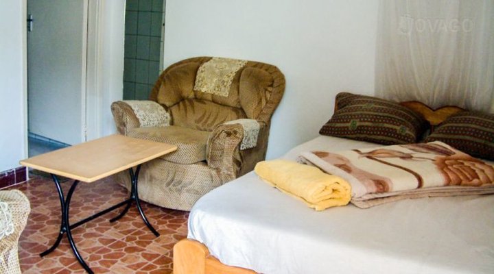 Tourists' Nest Hotel