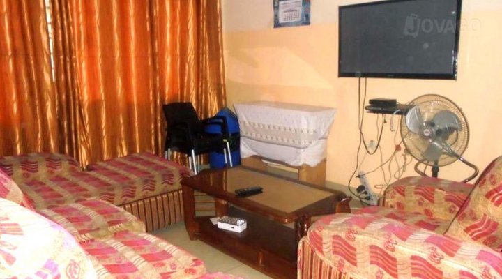 Flat Hotel Yaya Ngoma