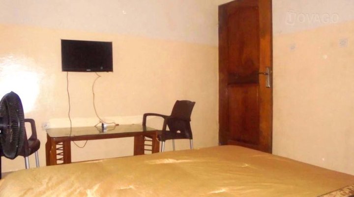 Flat Hotel Yaya Ngoma