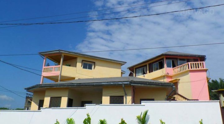 Elisheba Residence et Service