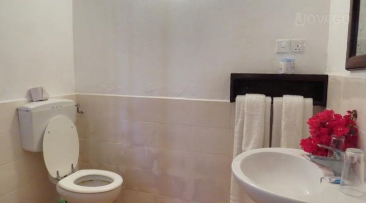 Karibuni Villas & Cottages