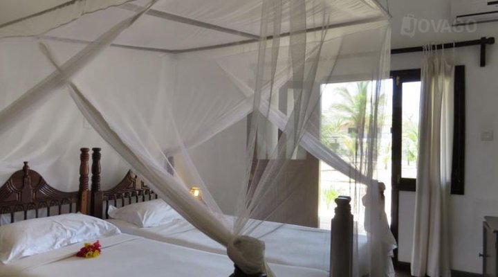 Karibuni Villas & Cottages