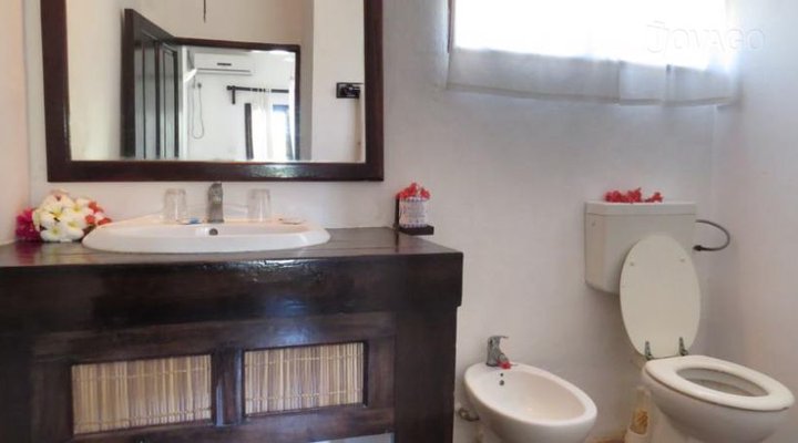 Karibuni Villas & Cottages