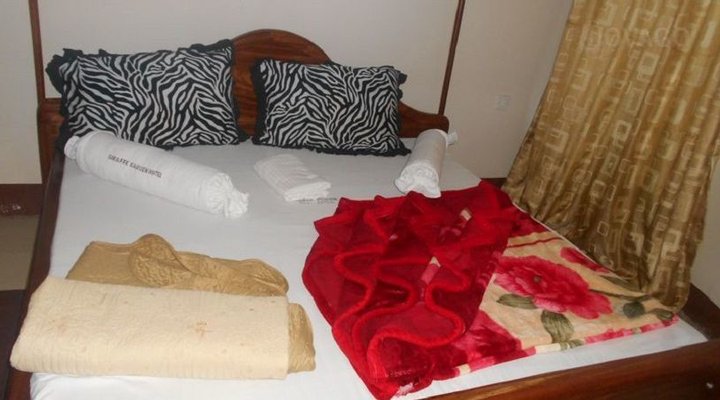 Giraffe Garden Hotel