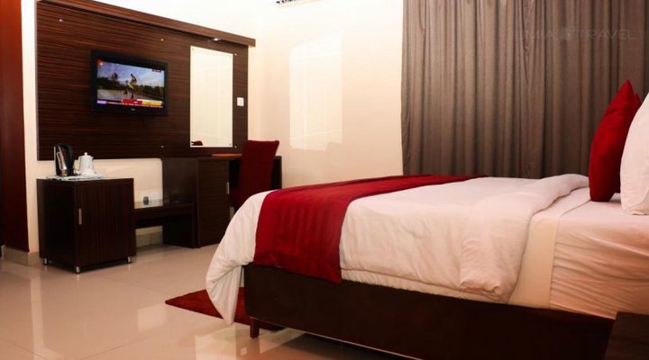 Fourways Hotel