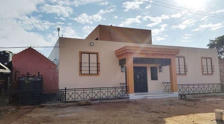 Catch 22 Lounge & Lodge