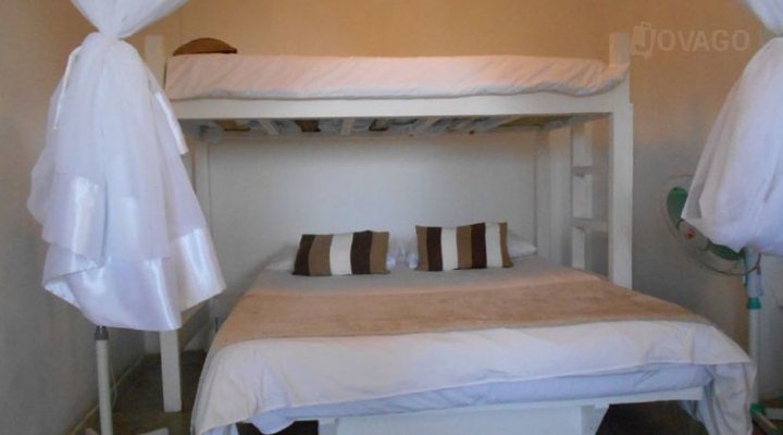 Top-of-the-Dune Guesthouse
