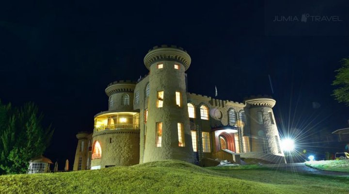 Tafaria Castle & Country Lodge