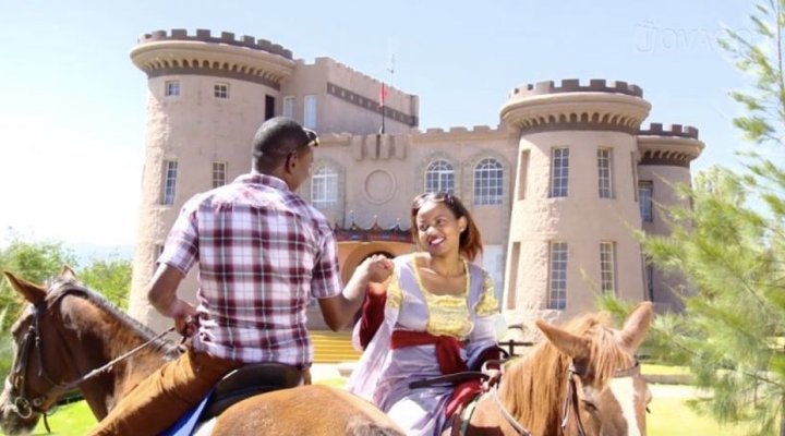 Tafaria Castle & Country Lodge