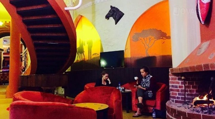 Tafaria Castle & Country Lodge