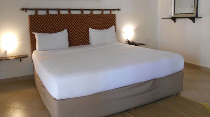 Nacala Dolphin Lodge