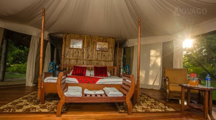 Nyati Game Lodge