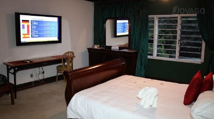 Africanza Lodge & Restaurant