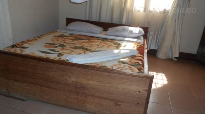 Hotel Baling'onye Kalebela