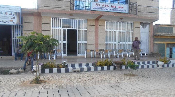 John Hotel