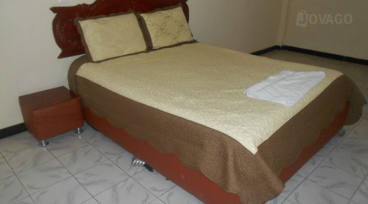 John Hotel