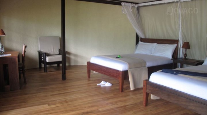 Mahogany Springs Luxury Lodge