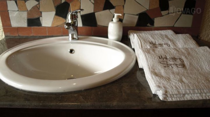 Mahogany Springs Luxury Lodge