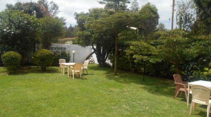 La Villa Suites and Guest House