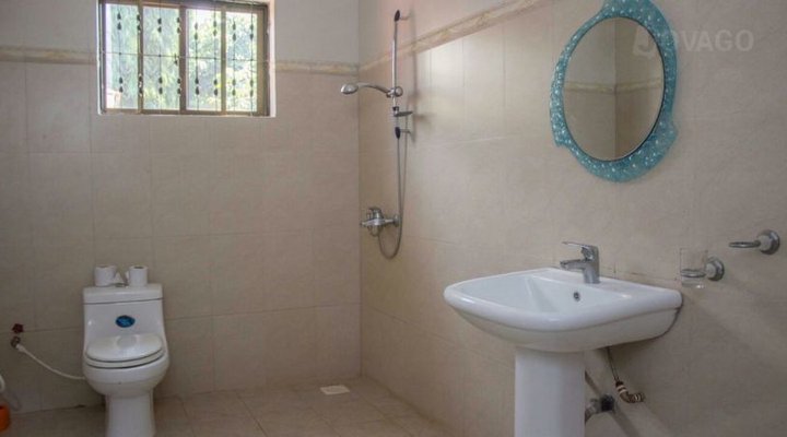 Lolo's One Bedroom Apartment