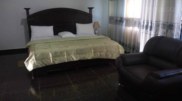 Golda Hotel