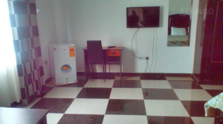 Golda Hotel