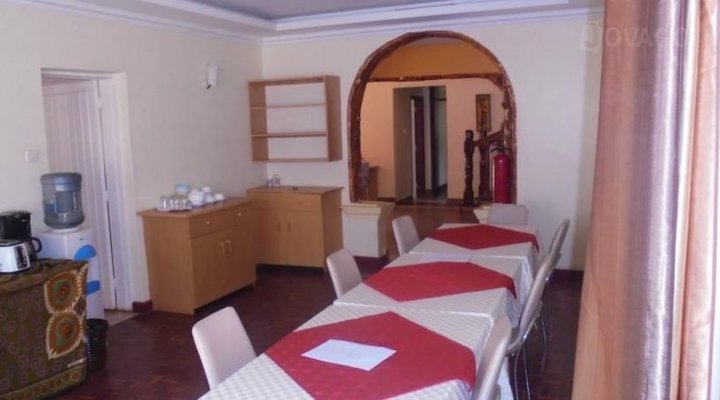 Raiyani Guest House