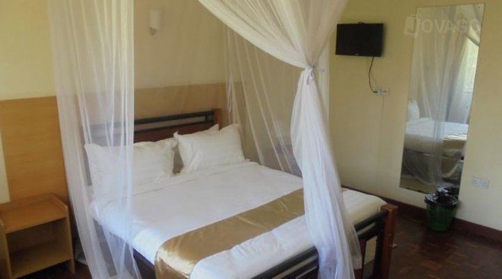Raiyani Guest House